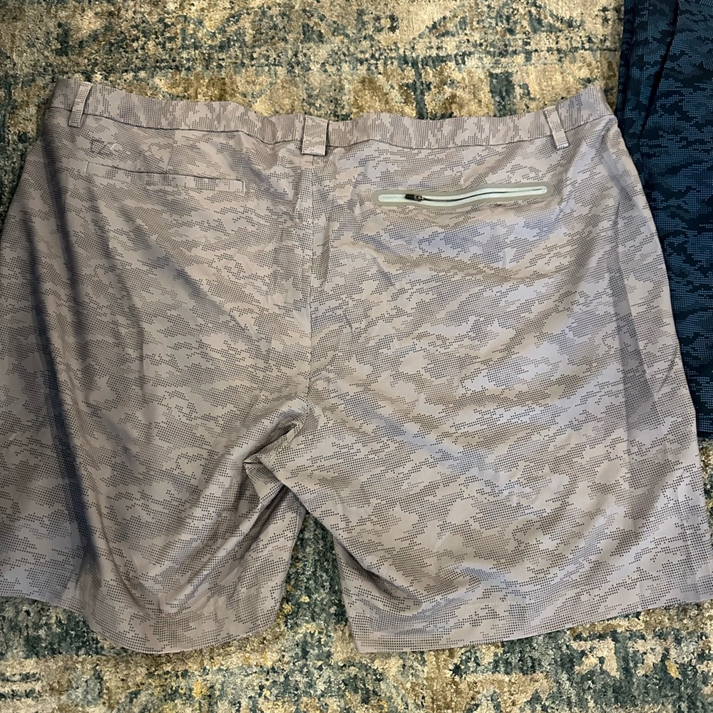 Lot of 2 Cutter & Buck Big & Tall Bainbridge Sport Short Camo Print Sz 50B